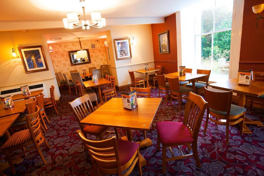 Lord Nelson Hotel Pembroke Luaran gambar